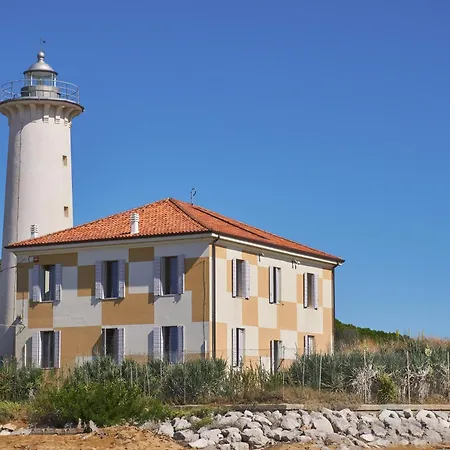 Apartamento Only 150 Metres From The By Beahost *